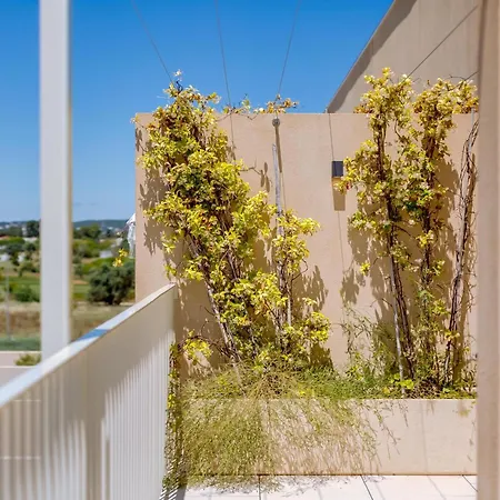 Sophisticated 2bdr In The Nine * Vilamoura