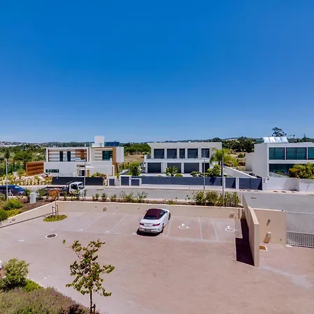 Apartmán Sophisticated 2bdr In The Nine Vilamoura