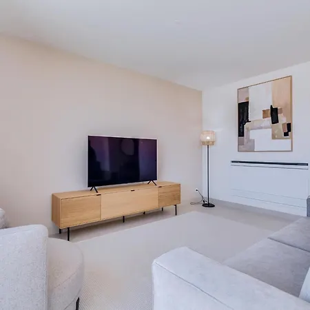 Sophisticated 2bdr In The Nine * Vilamoura